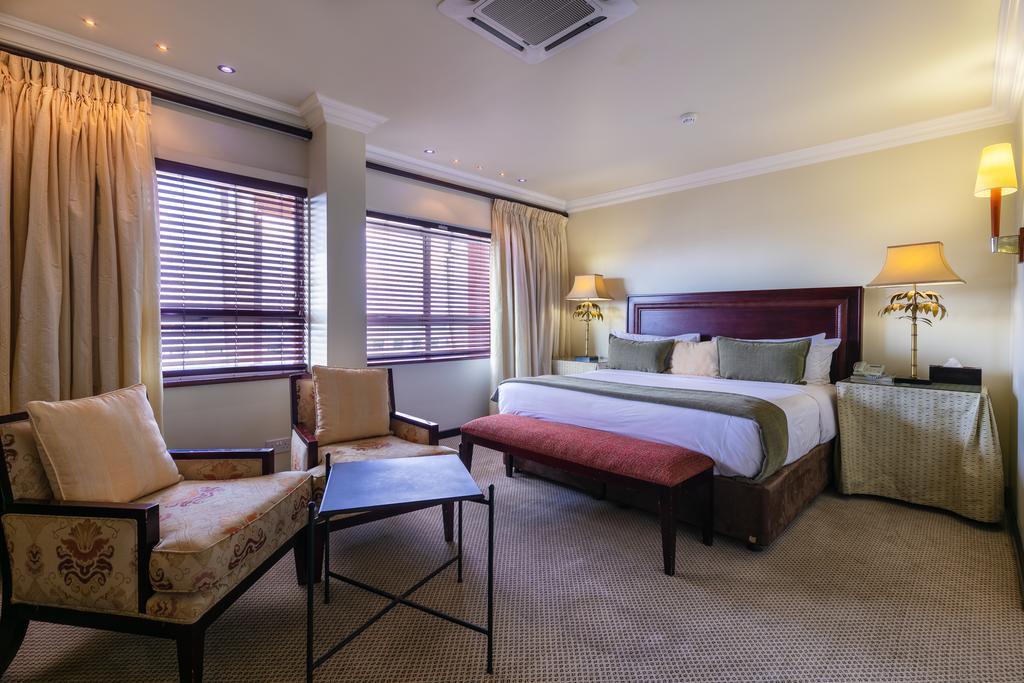 Cresta President Hotel Gaborone Eksteriør billede