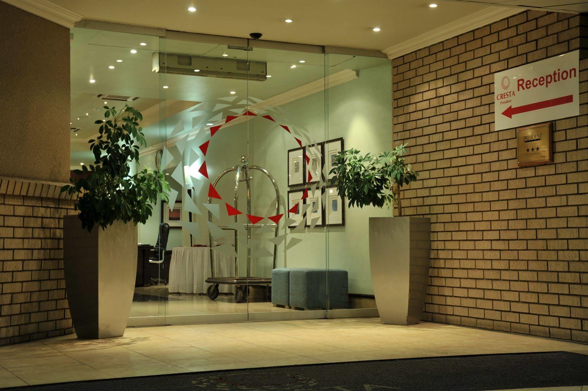 Cresta President Hotel Gaborone Eksteriør billede