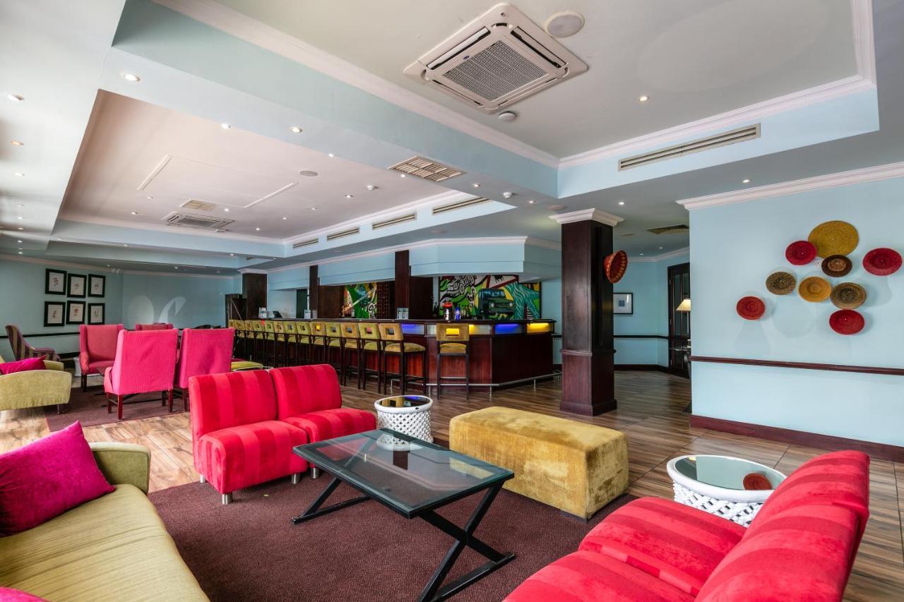 Cresta President Hotel Gaborone Eksteriør billede