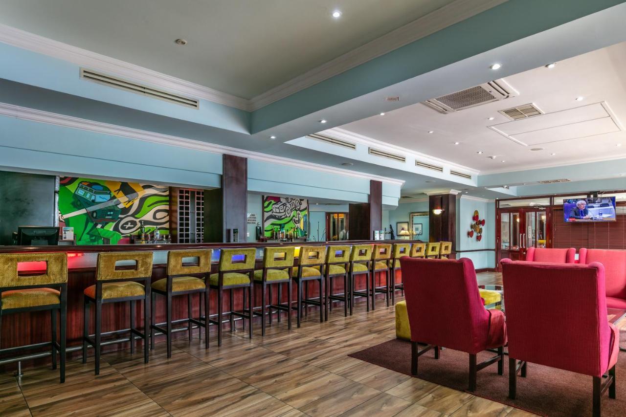 Cresta President Hotel Gaborone Eksteriør billede